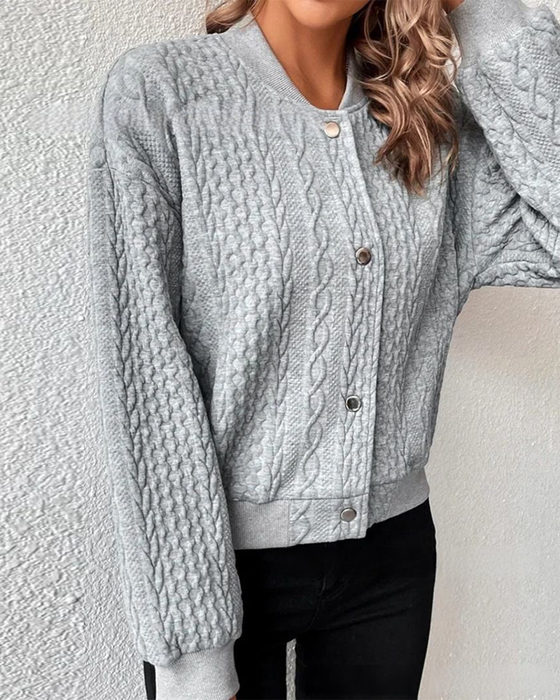 Amélie | Cardigan Boutonné avec Détails en Tricot Torsadé pour Femmes