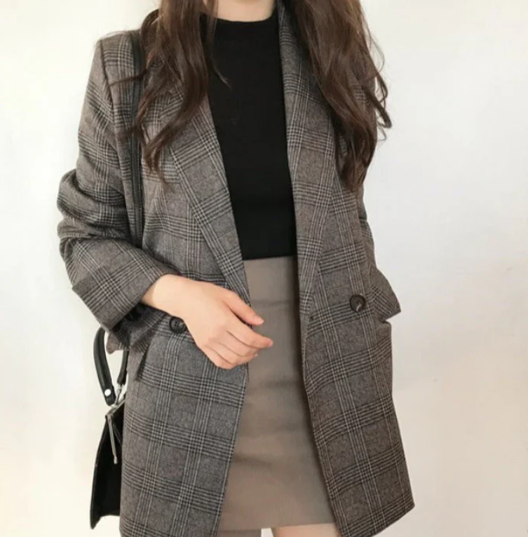 Alyssa | Blazer Oversize à Carreaux avec Élégance Décontractée pour Femmes